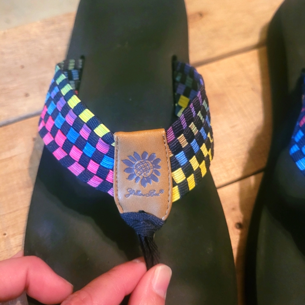 Shoes/Flip Flops
